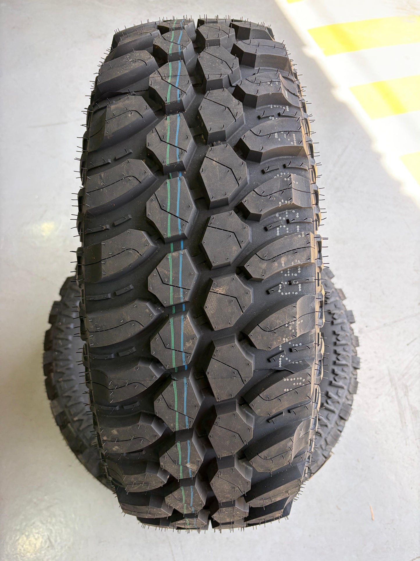 Off-Road Joyroad MT200 265/70r17 10PR